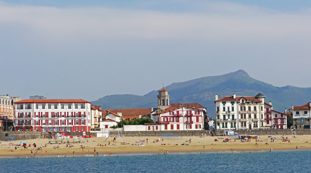 0906282017-21-06-st-jean-de-luz-plage-rhune.jpg