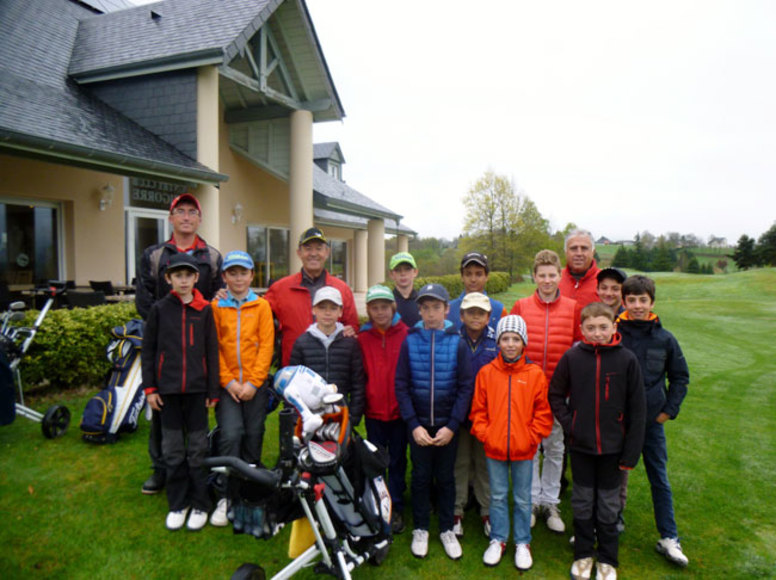 135631golf-jeunes.jpg