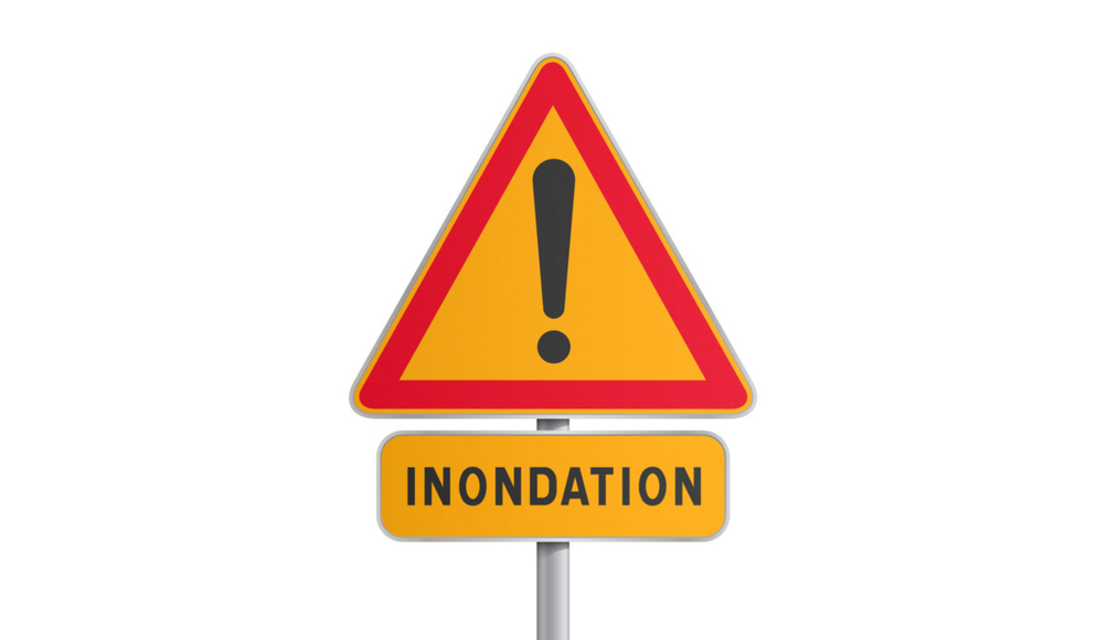 Attention-inondation-600x819