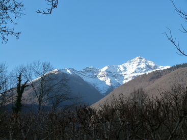 Le Montaigu depuis la vallée de Lesponne